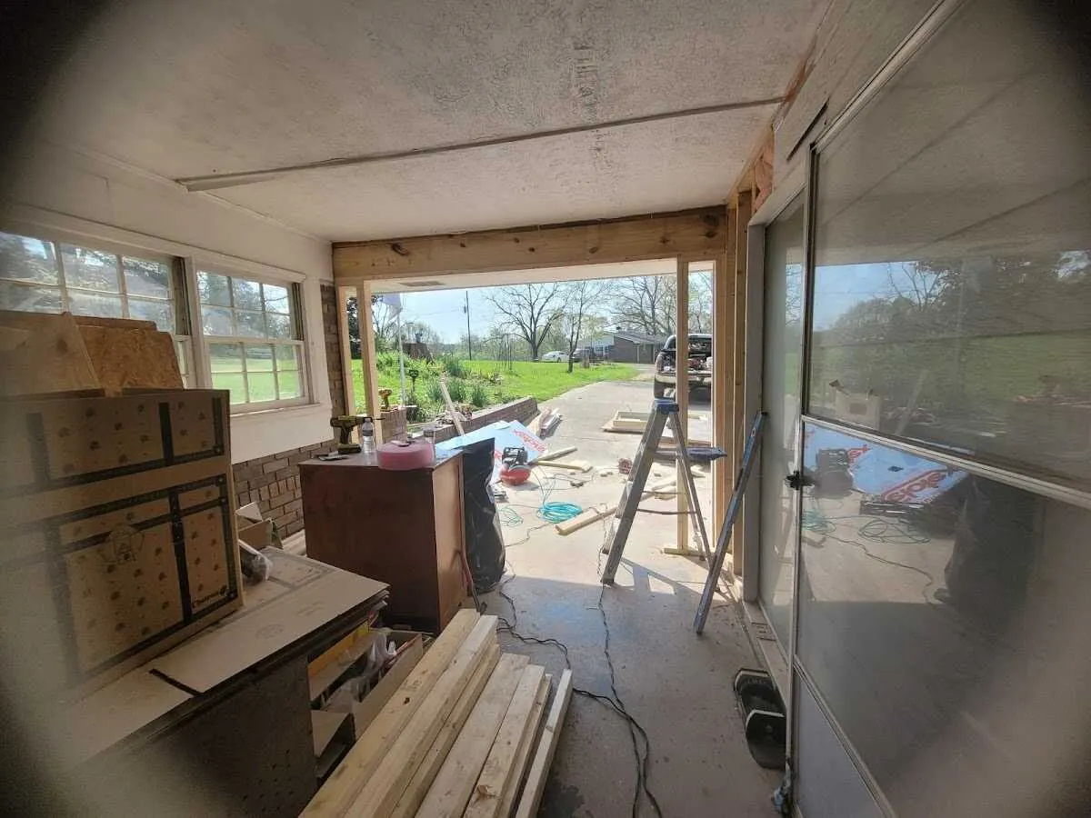 Air movers and dehumidifier for Water Mitigation Services in Lake Elmo